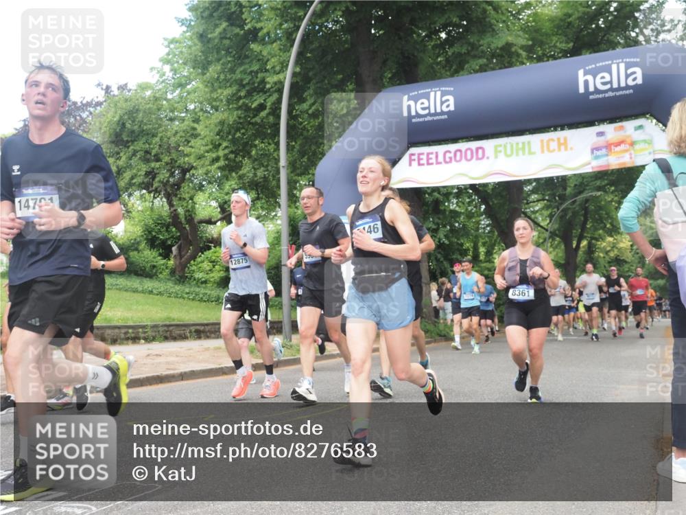 29.06.2025 - hella hamburg halbmarathon KatJ http://msf.ph/oto/8276583 29.06.2025 10:40:19 Zwischen KM18-KM19 1151, 1258, 2082, 3952, 4029, 5907, 8361 meine-sportfotos.de