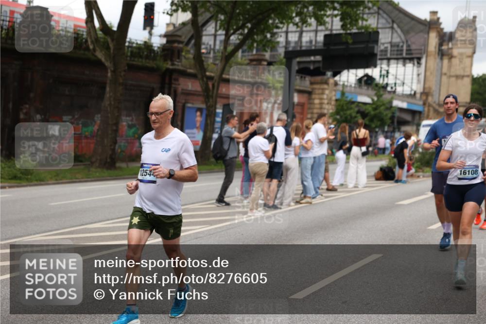 29.06.2025 - hella hamburg halbmarathon Yannick Fuchs http://msf.ph/oto/8276605 29.06.2025 10:49:27 20KM 1120, 1143, 1179, 1193, 1834, 2612, 3037, 3058, 3256, 3668, 4249, 4897, 5021, 5643, 5672, 6569, 6591, 6924, 7147, 7221, 7594, 7976, 8573, 8691, 10188, 10582, 11231, 12248, 12544, 12545, 13234, 13236, 13470, 14365, 14750, 14909, 15184, 15300, 15484, 15584, 15818, 15884, 16108, 16176, 16213, 16334, 16521, 16609, 17133, 17259, 17603, 17640, 17642, 17734, 17940, 18064, 18190, 18290, 19047 meine-sportfotos.de