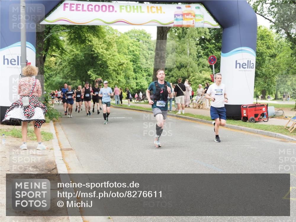 29.06.2025 - hella hamburg halbmarathon MichiJ http://msf.ph/oto/8276611 29.06.2025 10:57:03 Zwischen KM18-KM19 3844, 9663, 10700, 11780, 12521 meine-sportfotos.de