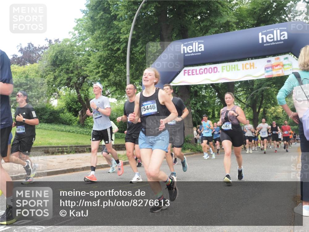 29.06.2025 - hella hamburg halbmarathon KatJ http://msf.ph/oto/8276613 29.06.2025 10:40:19 Zwischen KM18-KM19 1151, 1258, 2082, 3952, 4029, 5907, 8361 meine-sportfotos.de