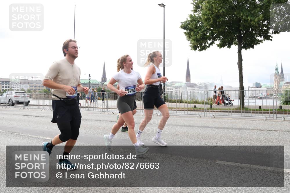 29.06.2025 - hella hamburg halbmarathon Lena Gebhardt http://msf.ph/oto/8276663 29.06.2025 10:35:04 Lombardsbrücke 9248, 1025, 1284, 1497, 1717, 1849, 2198, 2355, 2376, 2751, 3130, 3409, 3420, 3828, 3958, 4564, 4884, 5027, 5453, 5531, 6029, 6189, 6310, 6335, 6379, 6397, 6471, 6803, 6843, 6859, 7020, 7267, 7299, 7386, 7733, 7927, 8296, 8369, 8793, 9122, 9164, 9248, 9448, 9514, 10335, 10358, 10464, 10531, 10606, 10674, 11122, 11233, 11245, 11320, 11359, 11565, 11646, 11886, 12019, 12062, 12164, 12236, 12326, 12382, 12764, 15477, 16311 meine-sportfotos.de