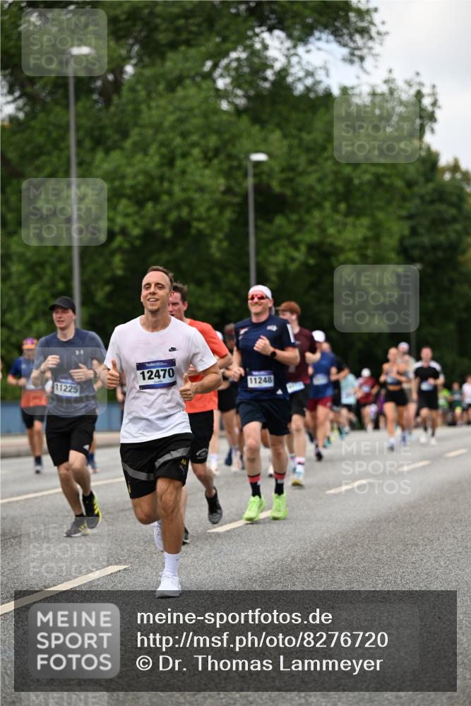 29.06.2025 - hella hamburg halbmarathon Dr. Thomas Lammeyer http://msf.ph/oto/8276720 29.06.2025 10:36:28 Kennedybrücke 1292, 1640, 1987, 2268, 2349, 2943, 3022, 3239, 3365, 3707, 3751, 3752, 3778, 4314, 4365, 4605, 4857, 5601, 5658, 5743, 5783, 5871, 5941, 6218, 6228, 6252, 6312, 6315, 6642, 7239, 7344, 7387, 7468, 7535, 7570, 7695, 8072, 8073, 8124, 8127, 8303, 8625, 9125, 9188, 9206, 10013, 10111, 10248, 10354, 10828, 10924, 11168, 11205, 11225, 11248, 11362 meine-sportfotos.de