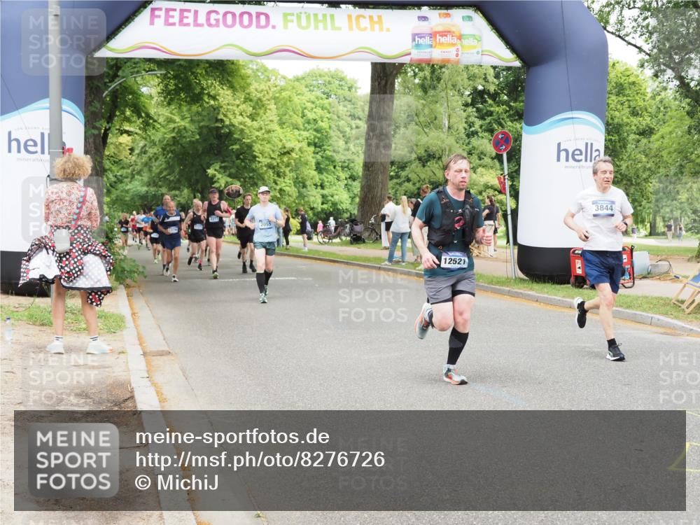29.06.2025 - hella hamburg halbmarathon MichiJ http://msf.ph/oto/8276726 29.06.2025 10:57:04 Zwischen KM18-KM19 2055, 3844, 9663, 10700, 11780, 12521 meine-sportfotos.de
