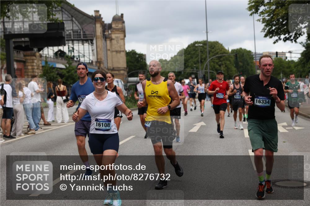 29.06.2025 - hella hamburg halbmarathon Yannick Fuchs http://msf.ph/oto/8276732 29.06.2025 10:49:27 20KM 1120, 1143, 1179, 1193, 1834, 2612, 3037, 3058, 3256, 3668, 4249, 4897, 5021, 5643, 5672, 6569, 6591, 6924, 7147, 7221, 7594, 7976, 8573, 8691, 10188, 10582, 11231, 12248, 12544, 12545, 13234, 13236, 13470, 14365, 14750, 14909, 15184, 15300, 15484, 15584, 15818, 15884, 16108, 16176, 16213, 16334, 16521, 16609, 17133, 17259, 17603, 17640, 17642, 17734, 17940, 18064, 18190, 18290, 19047 meine-sportfotos.de