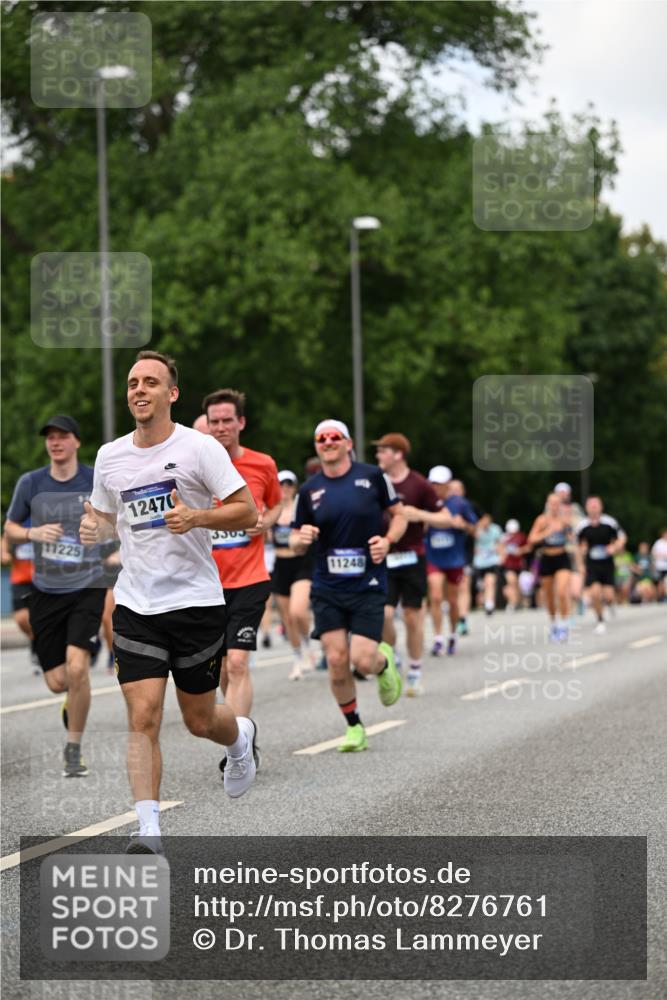 29.06.2025 - hella hamburg halbmarathon Dr. Thomas Lammeyer http://msf.ph/oto/8276761 29.06.2025 10:36:28 Kennedybrücke 1292, 1640, 1987, 2268, 2349, 2943, 3022, 3239, 3365, 3707, 3751, 3752, 3778, 4314, 4365, 4605, 4857, 5601, 5658, 5743, 5783, 5871, 5941, 6218, 6228, 6252, 6312, 6315, 6642, 7239, 7344, 7387, 7468, 7535, 7570, 7695, 8072, 8073, 8124, 8127, 8303, 8625, 9125, 9188, 9206, 10013, 10111, 10248, 10354, 10828, 10924, 11168, 11205, 11225, 11248, 11362 meine-sportfotos.de