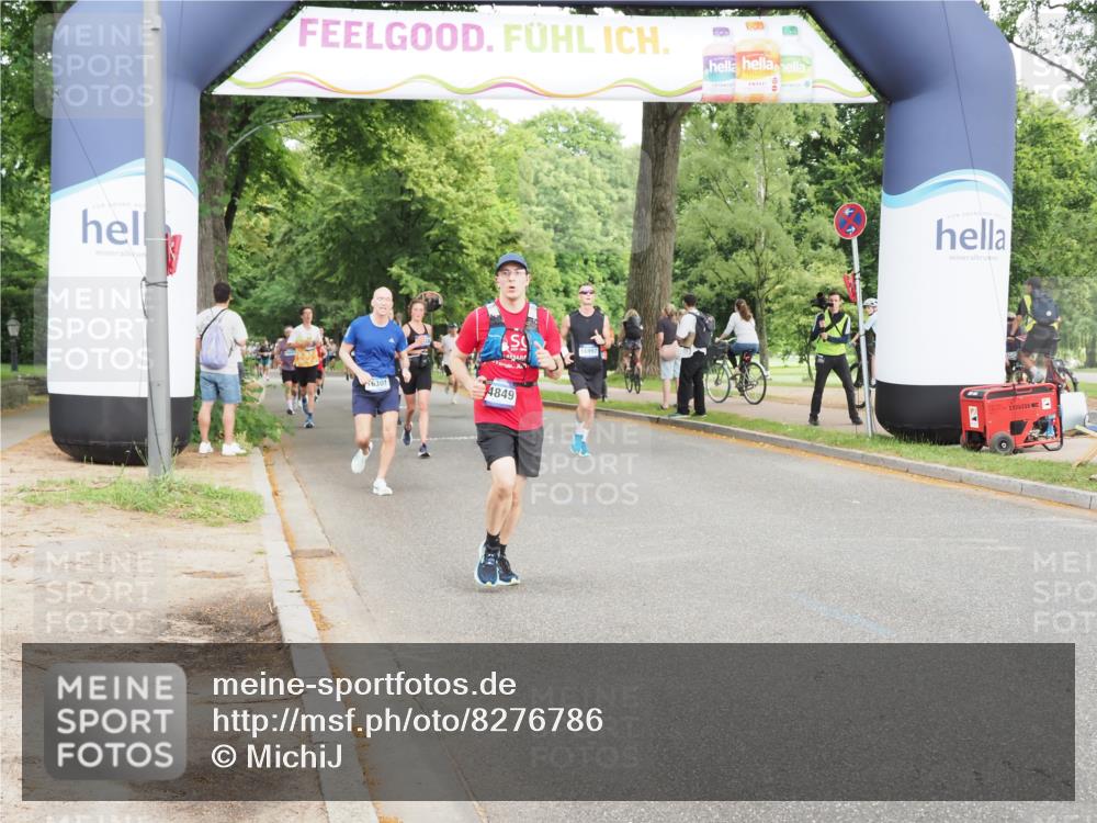 29.06.2025 - hella hamburg halbmarathon MichiJ http://msf.ph/oto/8276786 29.06.2025 10:31:48 Zwischen KM18-KM19 3437, 7185, 10237, 10669, 12723, 12776, 14849, 16697, 16997, 17251, 18650, 18678, 19038, 19051 meine-sportfotos.de