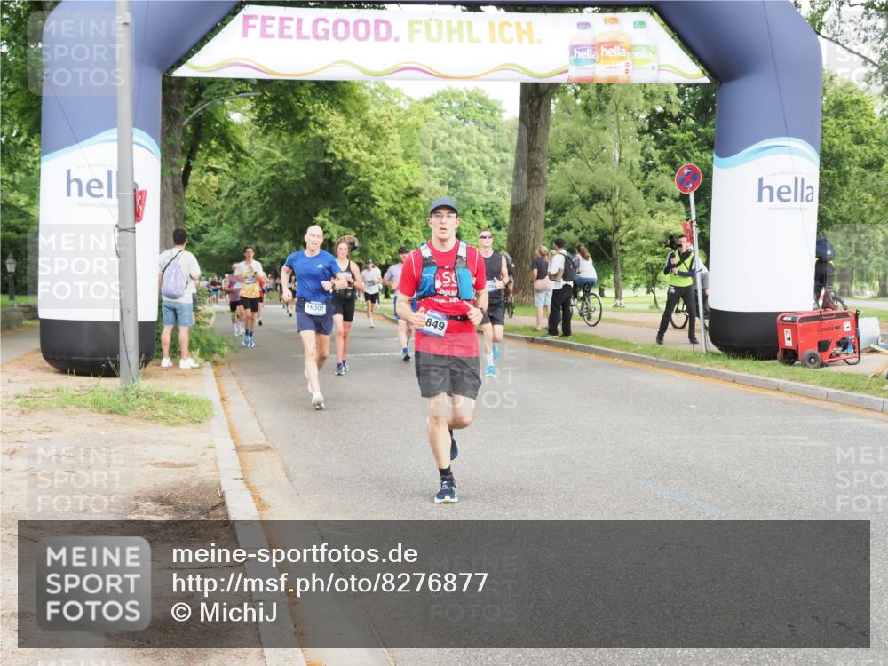 29.06.2025 - hella hamburg halbmarathon MichiJ http://msf.ph/oto/8276877 29.06.2025 10:31:48 Zwischen KM18-KM19 3437, 7185, 10237, 10669, 12723, 12776, 14849, 16697, 16997, 17251, 18650, 18678, 19038, 19051 meine-sportfotos.de