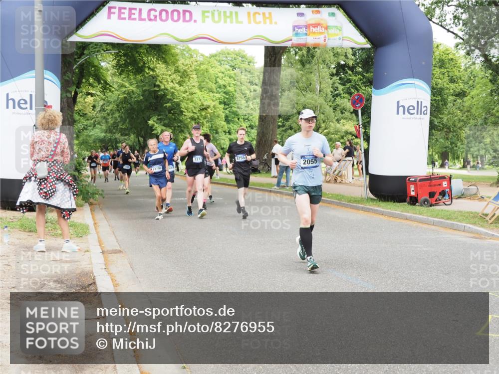 29.06.2025 - hella hamburg halbmarathon MichiJ http://msf.ph/oto/8276955 29.06.2025 10:57:06 Zwischen KM18-KM19 2055, 3844, 8755, 9663, 10685, 11271, 11780, 12521, 13796 meine-sportfotos.de