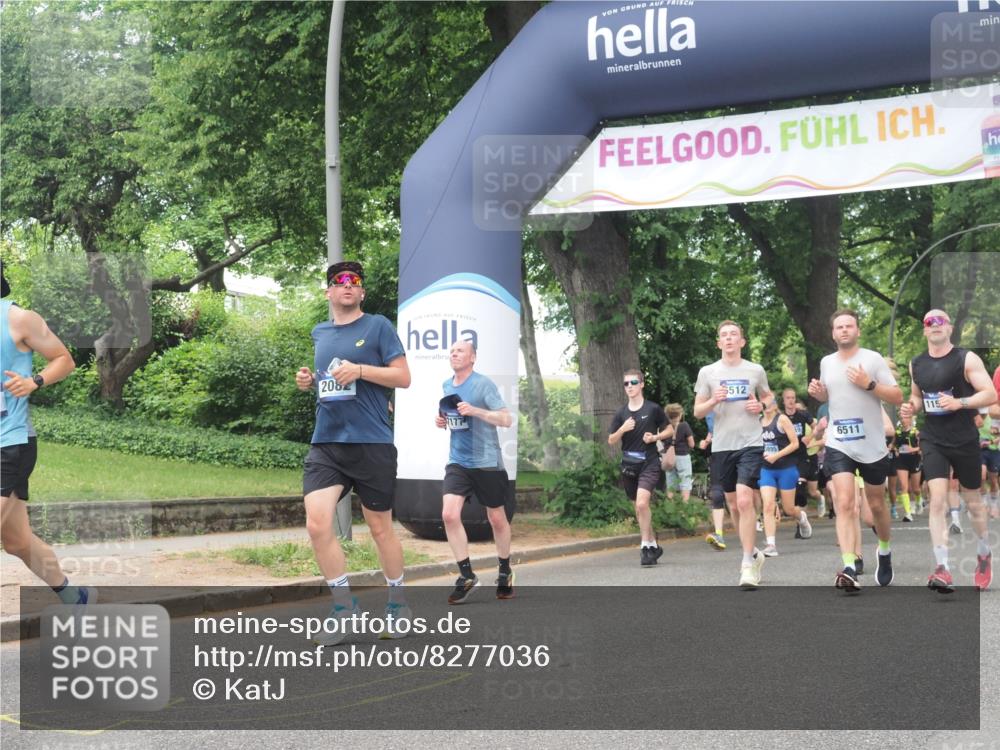29.06.2025 - hella hamburg halbmarathon KatJ http://msf.ph/oto/8277036 29.06.2025 10:40:22 Zwischen KM18-KM19 1151, 2082, 5907, 6511, 6512, 7177, 7274, 8361 meine-sportfotos.de