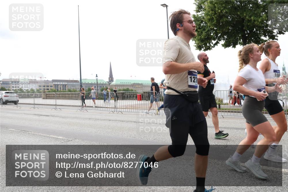 29.06.2025 - hella hamburg halbmarathon Lena Gebhardt http://msf.ph/oto/8277046 29.06.2025 10:35:04 Lombardsbrücke 127, 154, 106, 1025, 1284, 1497, 1717, 1849, 2198, 2355, 2376, 2751, 3130, 3409, 3420, 3828, 3958, 4564, 4884, 5027, 5453, 5531, 6029, 6189, 6310, 6335, 6379, 6397, 6471, 6803, 6843, 6859, 7020, 7267, 7299, 7386, 7733, 7927, 8296, 8369, 8793, 9122, 9164, 9248, 9448, 9514, 10335, 10358, 10464, 10531, 10606, 10674, 11122, 11233, 11245, 11320, 11359, 11565, 11646, 11886, 12019, 12062, 12164, 12236, 12326, 12382, 12764, 15477, 16311 meine-sportfotos.de