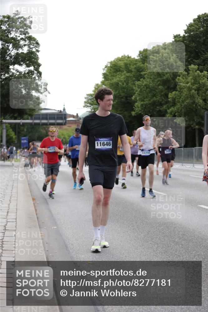 29.06.2025 - hella hamburg halbmarathon Jannik Wohlers http://msf.ph/oto/8277181 29.06.2025 10:34:37 Lombardsbrücke 1284, 1497, 1849, 2355, 3409, 4564, 4884, 5027, 6310, 6335, 6379, 6397, 6803, 7267, 7299, 8369, 8793, 9248, 10358, 10464, 10606, 11646, 12019, 12236, 12555, 12764, 13537, 13623, 13829, 14527, 15226, 15405, 15488, 15732, 15984, 16471, 16778, 16860, 17344 meine-sportfotos.de