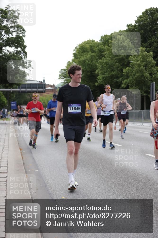 29.06.2025 - hella hamburg halbmarathon Jannik Wohlers http://msf.ph/oto/8277226 29.06.2025 10:34:37 Lombardsbrücke 1284, 1497, 1849, 2355, 3409, 4564, 4884, 5027, 6310, 6335, 6379, 6397, 6803, 7267, 7299, 8369, 8793, 9248, 10358, 10464, 10606, 11646, 12019, 12236, 12555, 12764, 13537, 13623, 13829, 14527, 15226, 15405, 15488, 15732, 15984, 16471, 16778, 16860, 17344 meine-sportfotos.de