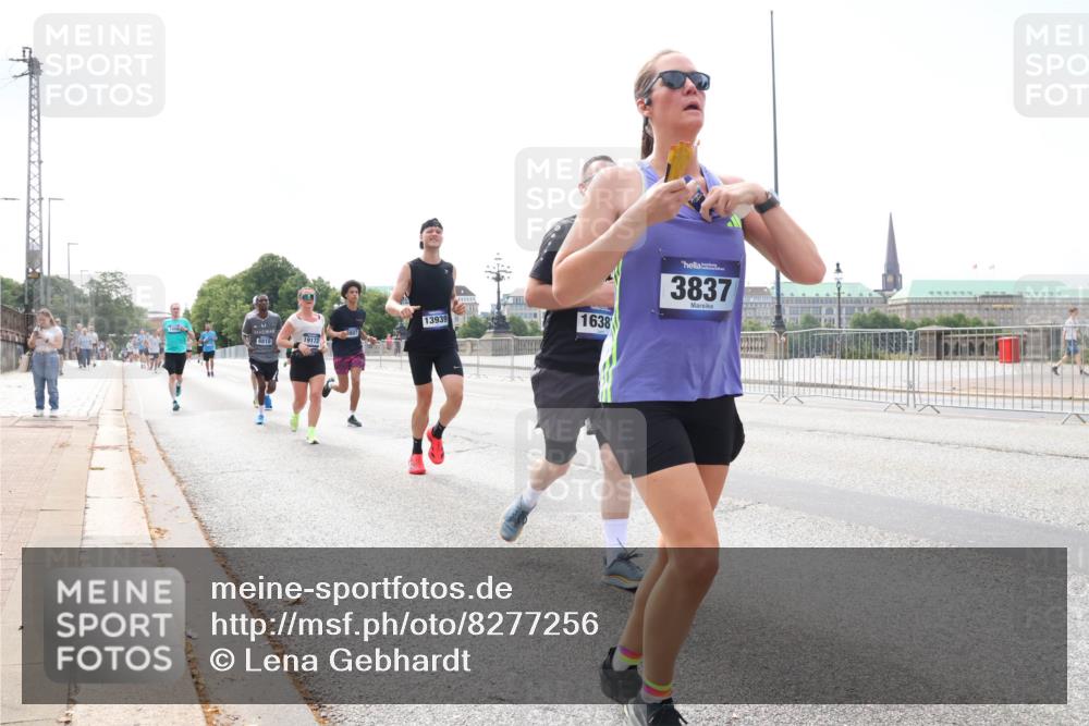 29.06.2025 - hella hamburg halbmarathon Lena Gebhardt http://msf.ph/oto/8277256 29.06.2025 10:11:31 Lombardsbrücke 1328, 1531, 1723, 1866, 1992, 2868, 3363, 3837, 4227, 5254, 5605, 5653, 7271, 7571, 8115, 8171, 8206, 8207, 8368, 8561, 8807, 8810, 9119, 9428, 10196, 10372, 10428, 11149, 11321, 11507, 11755, 12286, 12473, 12571, 12836, 13177, 13203, 13603, 13939, 14008, 14022, 14149, 14384, 15009, 15252, 15797, 15908, 15945, 16383, 17080, 17142, 17500, 17638, 17787, 17866, 18278, 18382, 19172, 19241 meine-sportfotos.de