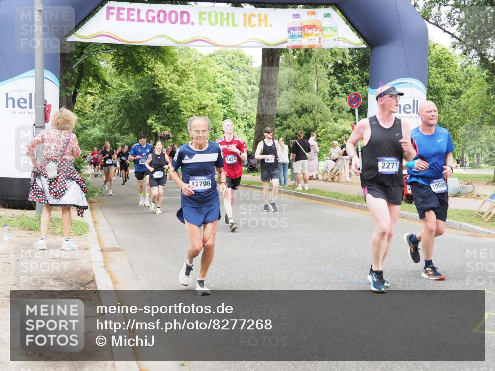 29.06.2025 - hella hamburg halbmarathon MichiJ http://msf.ph/oto/8277268 29.06.2025 10:57:10 Zwischen KM18-KM19 2055, 2277, 3834, 5845, 8755, 10685, 11271, 12521, 13796, 14404, 16441 meine-sportfotos.de