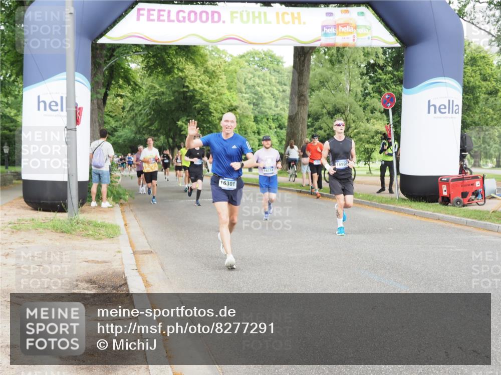 29.06.2025 - hella hamburg halbmarathon MichiJ http://msf.ph/oto/8277291 29.06.2025 10:31:49 Zwischen KM18-KM19 3437, 7185, 10237, 11778, 12723, 12776, 14849, 16997, 18678, 19038, 19051 meine-sportfotos.de
