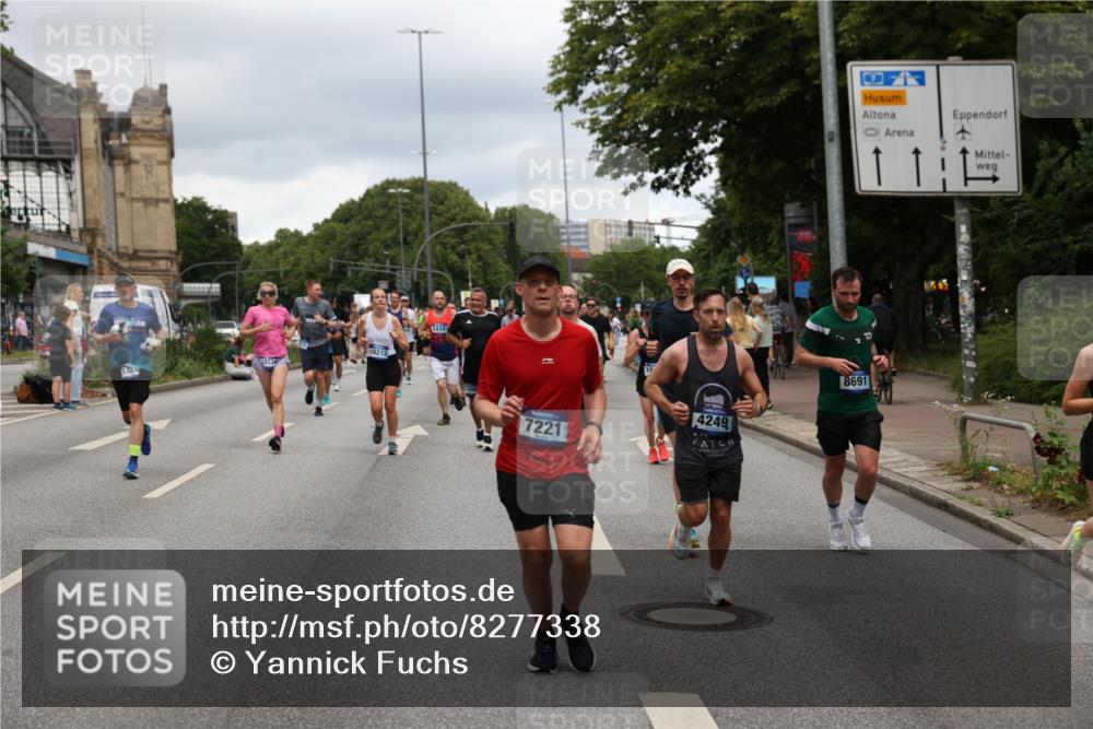 29.06.2025 - hella hamburg halbmarathon Yannick Fuchs http://msf.ph/oto/8277338 29.06.2025 10:49:30 20KM 1120, 1143, 1179, 1193, 1834, 2612, 3037, 3058, 3668, 4249, 4897, 5021, 5643, 5672, 6569, 6591, 6924, 7147, 7221, 7594, 7976, 8573, 8691, 10188, 10582, 11039, 11231, 12248, 12544, 12545, 13234, 13236, 13470, 14365, 14750, 15184, 15300, 15484, 15584, 15818, 15884, 16108, 16176, 16213, 16334, 16401, 16521, 16609, 16786, 17133, 17259, 17603, 17640, 17642, 17734, 17940, 18064, 18290, 18741, 18746, 18835, 19047, 19120 meine-sportfotos.de
