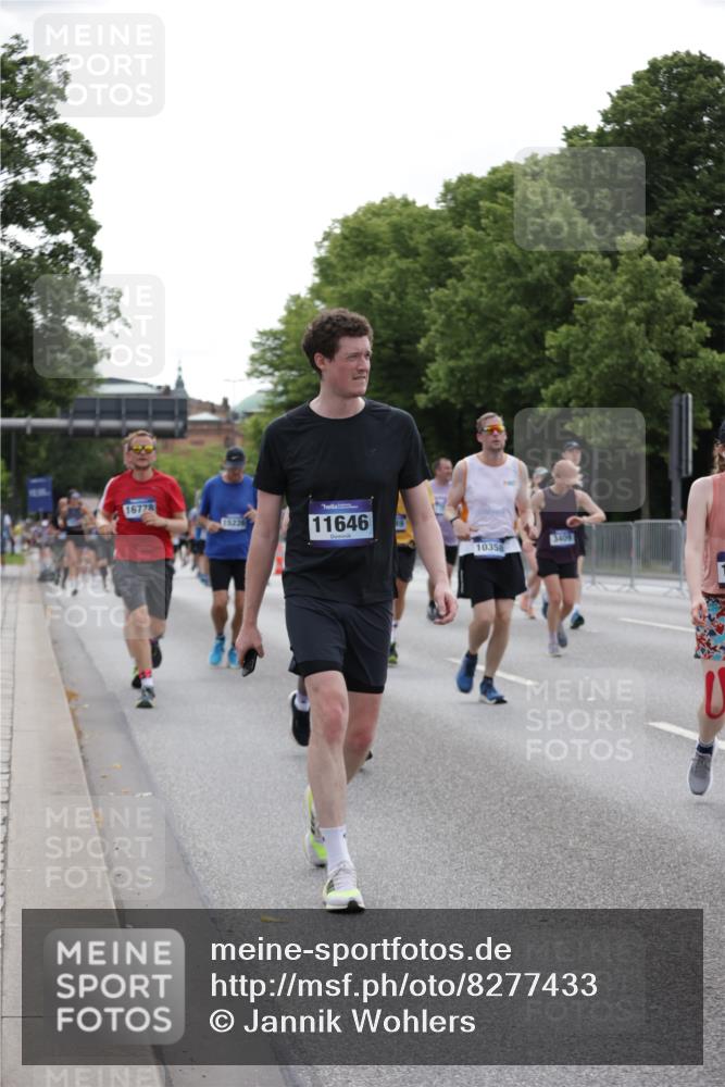 29.06.2025 - hella hamburg halbmarathon Jannik Wohlers http://msf.ph/oto/8277433 29.06.2025 10:34:37 Lombardsbrücke 1284, 1497, 1849, 2355, 3409, 4564, 4884, 5027, 6310, 6335, 6379, 6397, 6803, 7267, 7299, 8369, 8793, 9248, 10358, 10464, 10606, 11646, 12019, 12236, 12555, 12764, 13537, 13623, 13829, 14527, 15226, 15405, 15488, 15732, 15984, 16471, 16778, 16860, 17344 meine-sportfotos.de
