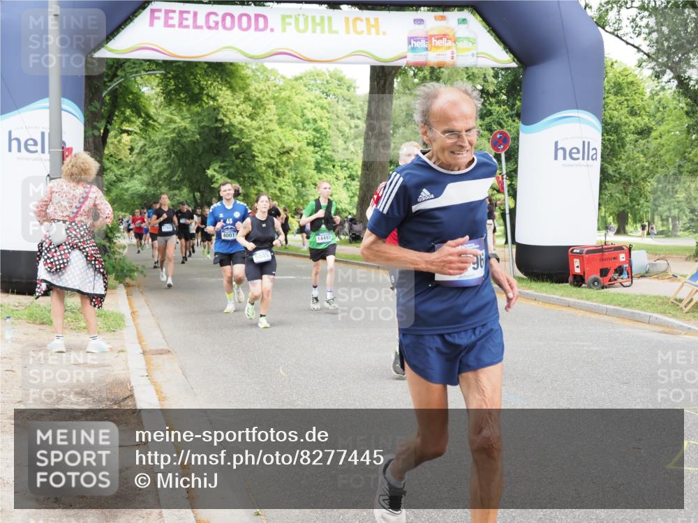 29.06.2025 - hella hamburg halbmarathon MichiJ http://msf.ph/oto/8277445 29.06.2025 10:57:11 Zwischen KM18-KM19 2055, 2277, 3834, 5845, 8755, 10685, 11271, 13796, 14404, 14497, 16441 meine-sportfotos.de