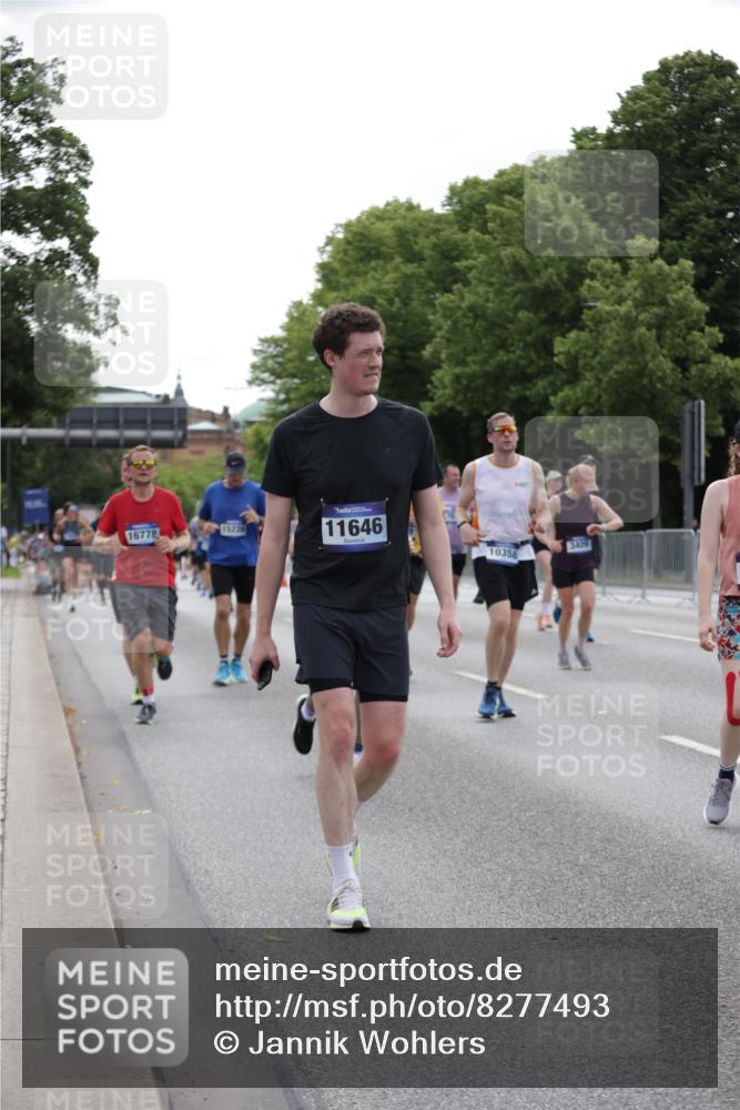 29.06.2025 - hella hamburg halbmarathon Jannik Wohlers http://msf.ph/oto/8277493 29.06.2025 10:34:37 Lombardsbrücke 1284, 1497, 1849, 2355, 3409, 4564, 4884, 5027, 6310, 6335, 6379, 6397, 6803, 7267, 7299, 8369, 8793, 9248, 10358, 10464, 10606, 11646, 12019, 12236, 12555, 12764, 13537, 13623, 13829, 14527, 15226, 15405, 15488, 15732, 15984, 16471, 16778, 16860, 17344 meine-sportfotos.de