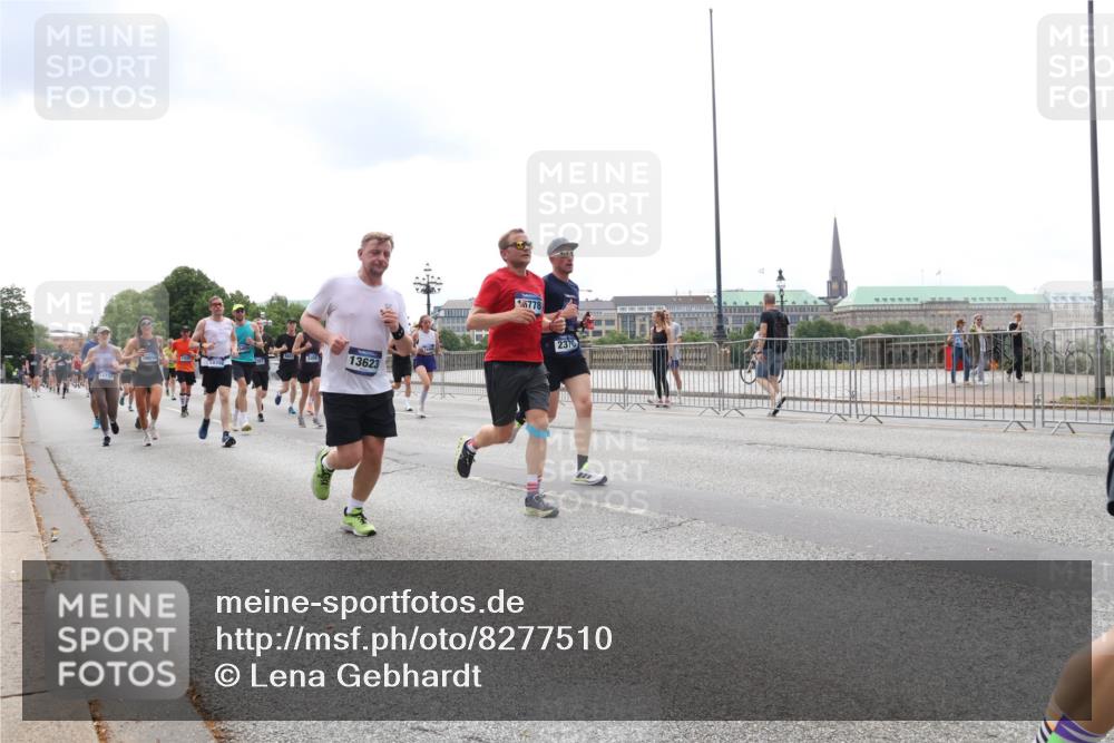 29.06.2025 - hella hamburg halbmarathon Lena Gebhardt http://msf.ph/oto/8277510 29.06.2025 10:35:08 Lombardsbrücke 15737, 16010, 3401, 13623, 6778, 2376, 1284, 1497, 1717, 1849, 2198, 2355, 2376, 2751, 3130, 3409, 3828, 3958, 4564, 4703, 4704, 4884, 5027, 5453, 5531, 6029, 6189, 6310, 6335, 6365, 6379, 6397, 6471, 6803, 6859, 7020, 7267, 7299, 7927, 8249, 8296, 8369, 8793, 9122, 9248, 9514, 10358, 10393, 10464, 10531, 10565, 10606, 11122, 11233, 11245, 11320, 11359, 11565, 11646, 11838, 11839, 11886, 12019, 12062, 12236, 12326, 12382, 12764, 15477 meine-sportfotos.de