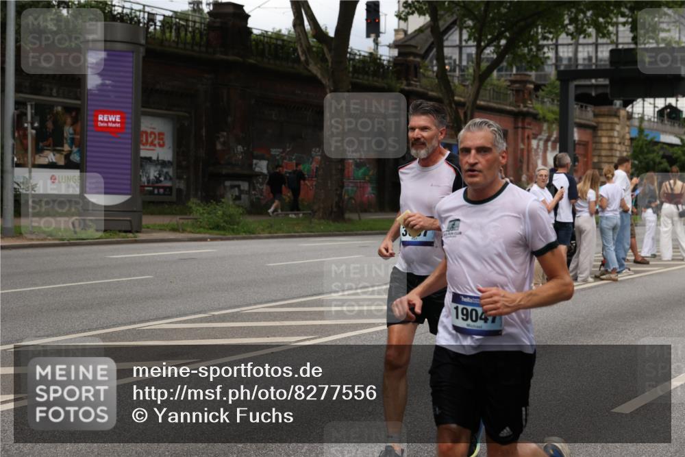 29.06.2025 - hella hamburg halbmarathon Yannick Fuchs http://msf.ph/oto/8277556 29.06.2025 10:49:31 20KM 1120, 1143, 1179, 1193, 1834, 2612, 3037, 3058, 3668, 4249, 4897, 5643, 5672, 6569, 6591, 6924, 7147, 7221, 7594, 7976, 8573, 8691, 10188, 10582, 11039, 11231, 12248, 12544, 12545, 13234, 13236, 13470, 14365, 15184, 15300, 15484, 15584, 15818, 15884, 16108, 16176, 16213, 16334, 16401, 16521, 16609, 16786, 17133, 17259, 17603, 17615, 17640, 17642, 17734, 17940, 18064, 18290, 18741, 18746, 18835, 19047, 19120 meine-sportfotos.de