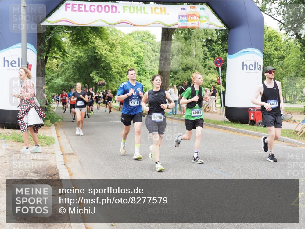 29.06.2025 - hella hamburg halbmarathon MichiJ http://msf.ph/oto/8277579 29.06.2025 10:57:13 Zwischen KM18-KM19 2277, 3834, 5845, 8755, 10685, 11271, 13796, 14404, 14497, 16441 meine-sportfotos.de