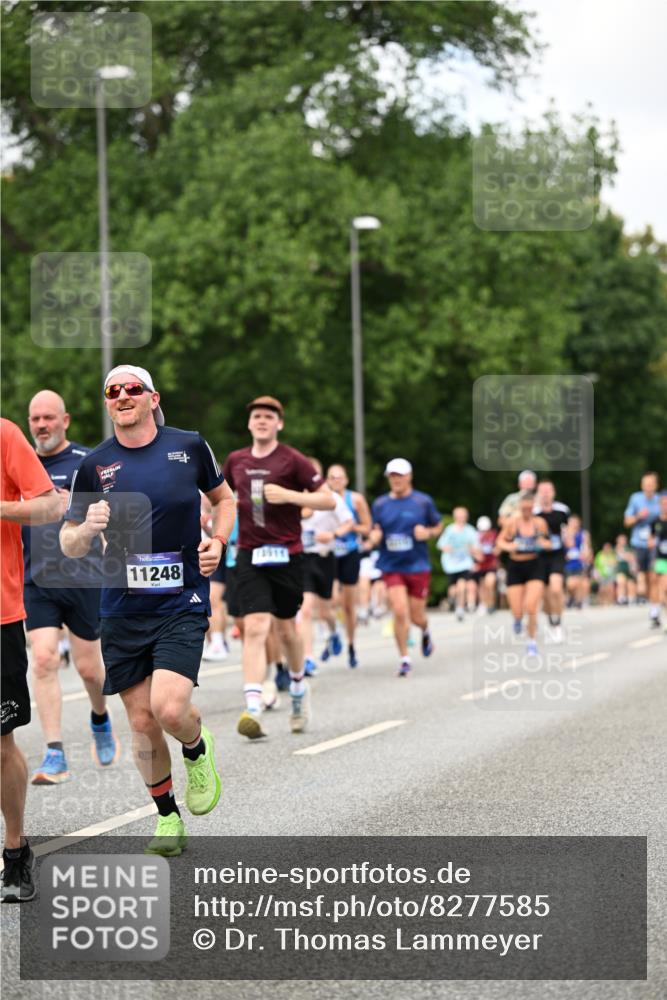 29.06.2025 - hella hamburg halbmarathon Dr. Thomas Lammeyer http://msf.ph/oto/8277585 29.06.2025 10:36:30 Kennedybrücke 1292, 1640, 1987, 2268, 2349, 2943, 3022, 3239, 3365, 3707, 3751, 3778, 4314, 4365, 4605, 4857, 5601, 5658, 5743, 5783, 5871, 5941, 6218, 6228, 6252, 6312, 6315, 6642, 7239, 7387, 7468, 7535, 7789, 8072, 8073, 8124, 8127, 8303, 8625, 8840, 8914, 9010, 9125, 9188, 9206, 9765, 10013, 10111, 10248, 10354, 10624, 10828, 10924, 11168, 11205, 11225, 11248, 11362 meine-sportfotos.de