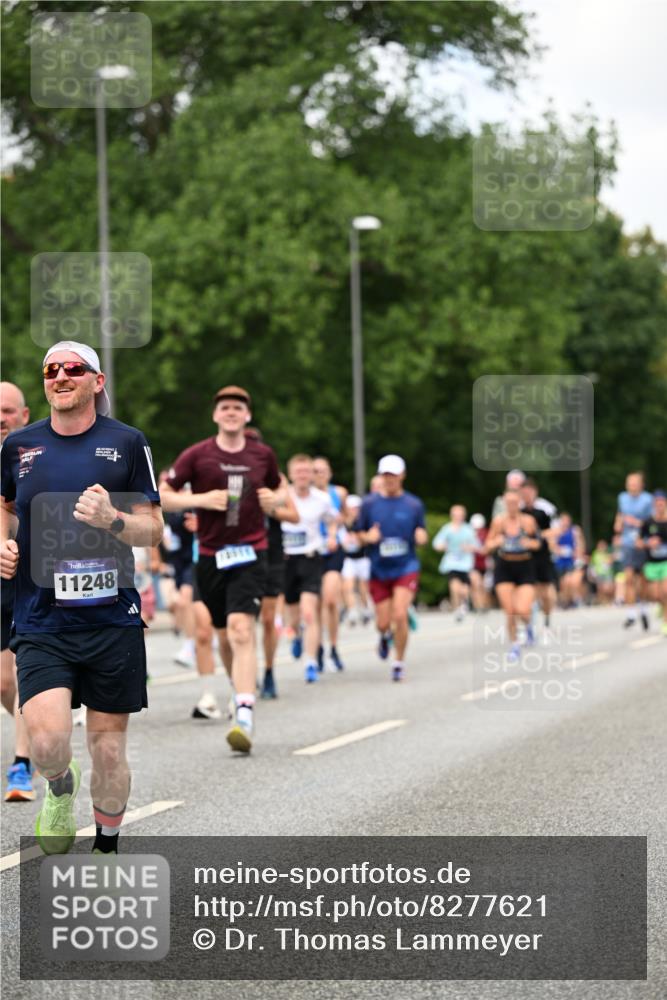 29.06.2025 - hella hamburg halbmarathon Dr. Thomas Lammeyer http://msf.ph/oto/8277621 29.06.2025 10:36:30 Kennedybrücke 1292, 1640, 1987, 2268, 2349, 2943, 3022, 3239, 3365, 3707, 3751, 3778, 4314, 4365, 4605, 4857, 5601, 5658, 5743, 5783, 5871, 5941, 6218, 6228, 6252, 6312, 6315, 6642, 7239, 7387, 7468, 7535, 7789, 8072, 8073, 8124, 8127, 8303, 8625, 8840, 8914, 9010, 9125, 9188, 9206, 9765, 10013, 10111, 10248, 10354, 10624, 10828, 10924, 11168, 11205, 11225, 11248, 11362 meine-sportfotos.de