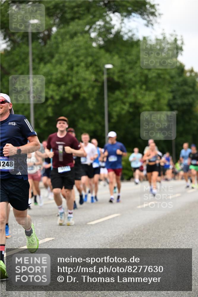29.06.2025 - hella hamburg halbmarathon Dr. Thomas Lammeyer http://msf.ph/oto/8277630 29.06.2025 10:36:31 Kennedybrücke 1292, 1640, 1987, 2268, 2349, 2943, 3022, 3239, 3365, 3707, 3751, 3778, 4314, 4365, 4605, 4857, 5601, 5658, 5783, 5871, 5941, 6218, 6228, 6252, 6312, 6315, 6642, 7239, 7387, 7468, 7535, 7789, 8072, 8073, 8124, 8127, 8303, 8625, 8840, 8914, 9010, 9125, 9188, 9206, 9765, 10013, 10111, 10248, 10354, 10470, 10624, 10828, 10924, 11168, 11205, 11225, 11248, 11362 meine-sportfotos.de