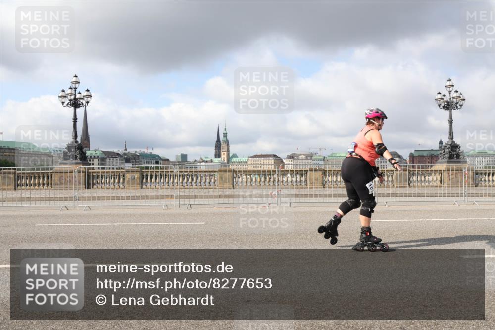 29.06.2025 - hella hamburg halbmarathon Lena Gebhardt http://msf.ph/oto/8277653 29.06.2025 09:05:00 Lombardsbrücke  meine-sportfotos.de