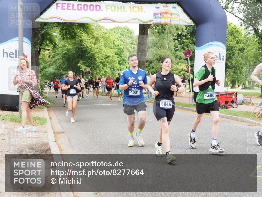 29.06.2025 - hella hamburg halbmarathon MichiJ http://msf.ph/oto/8277664 29.06.2025 10:57:13 Zwischen KM18-KM19 2277, 3834, 5845, 8755, 10685, 11271, 13796, 14404, 14497, 16441 meine-sportfotos.de