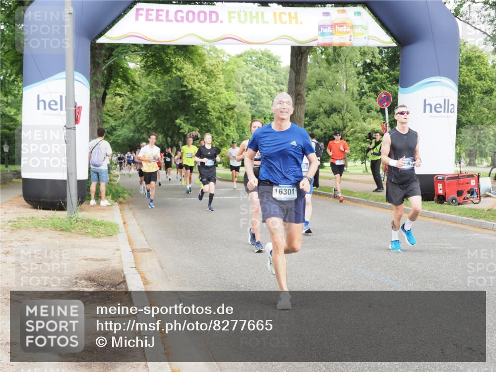 29.06.2025 - hella hamburg halbmarathon MichiJ http://msf.ph/oto/8277665 29.06.2025 10:31:50 Zwischen KM18-KM19 3437, 7185, 10237, 11778, 12723, 12776, 14849, 16301, 16997, 18678, 19038, 19051 meine-sportfotos.de