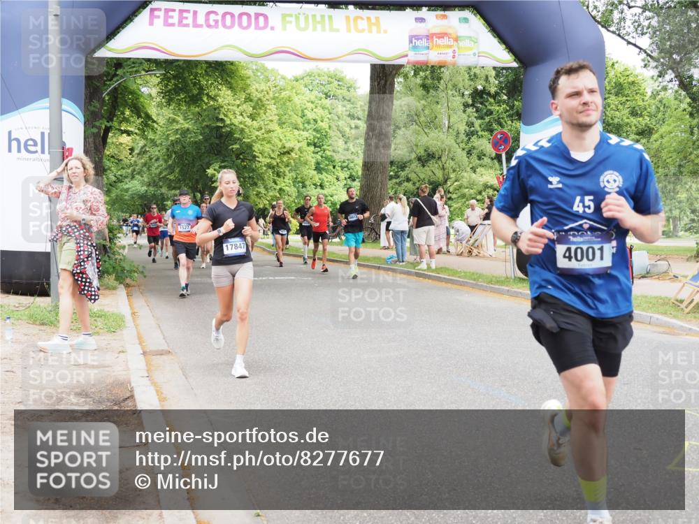 29.06.2025 - hella hamburg halbmarathon MichiJ http://msf.ph/oto/8277677 29.06.2025 10:57:14 Zwischen KM18-KM19 1527, 2277, 3834, 5845, 11271, 14404, 14497, 16441, 17847 meine-sportfotos.de
