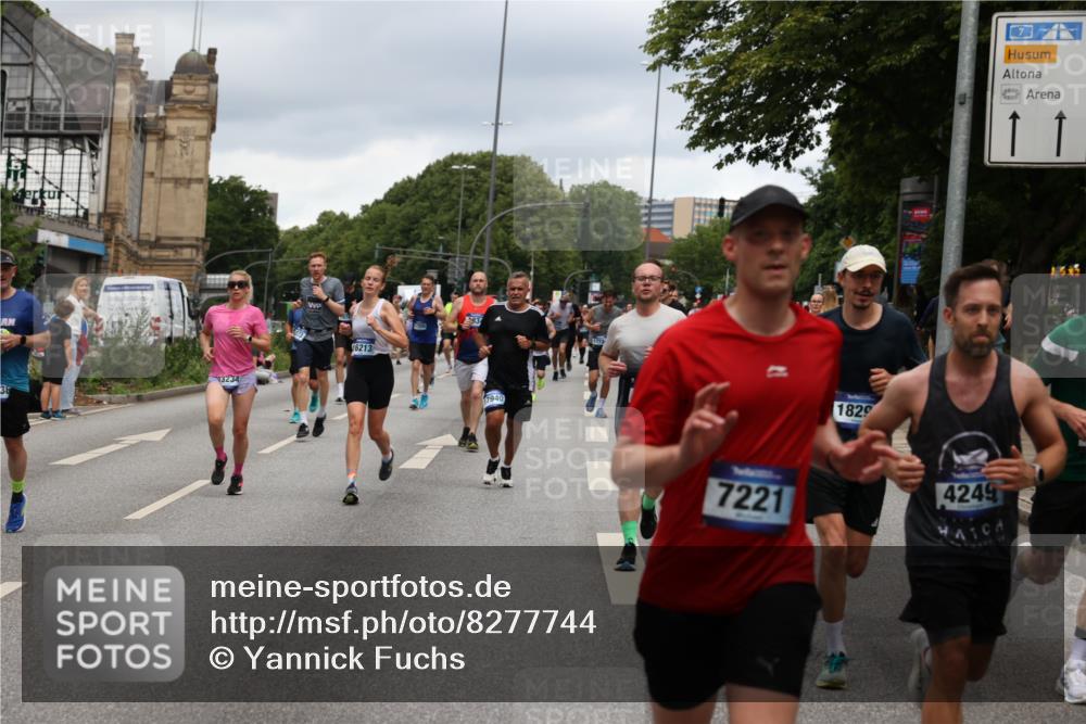 29.06.2025 - hella hamburg halbmarathon Yannick Fuchs http://msf.ph/oto/8277744 29.06.2025 10:49:31 20KM 1120, 1143, 1179, 1193, 1834, 2612, 3037, 3058, 3668, 4249, 4897, 5643, 5672, 6569, 6591, 6924, 7147, 7221, 7594, 7976, 8573, 8691, 10188, 10582, 11039, 11231, 12248, 12544, 12545, 13234, 13236, 13470, 14365, 15184, 15300, 15484, 15584, 15818, 15884, 16108, 16176, 16213, 16334, 16401, 16521, 16609, 16786, 17133, 17259, 17603, 17615, 17640, 17642, 17734, 17940, 18064, 18290, 18741, 18746, 18835, 19047, 19120 meine-sportfotos.de