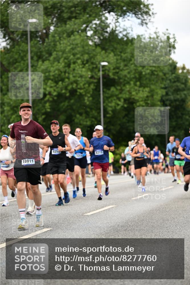 29.06.2025 - hella hamburg halbmarathon Dr. Thomas Lammeyer http://msf.ph/oto/8277760 29.06.2025 10:36:31 Kennedybrücke 1292, 1640, 1987, 2268, 2349, 2943, 3022, 3239, 3365, 3707, 3751, 3778, 4314, 4365, 4605, 4857, 5601, 5658, 5783, 5871, 5941, 6218, 6228, 6252, 6312, 6315, 6642, 7239, 7387, 7468, 7535, 7789, 8072, 8073, 8124, 8127, 8303, 8625, 8840, 8914, 9010, 9125, 9188, 9206, 9765, 10013, 10111, 10248, 10354, 10470, 10624, 10828, 10924, 11168, 11205, 11225, 11248, 11362 meine-sportfotos.de