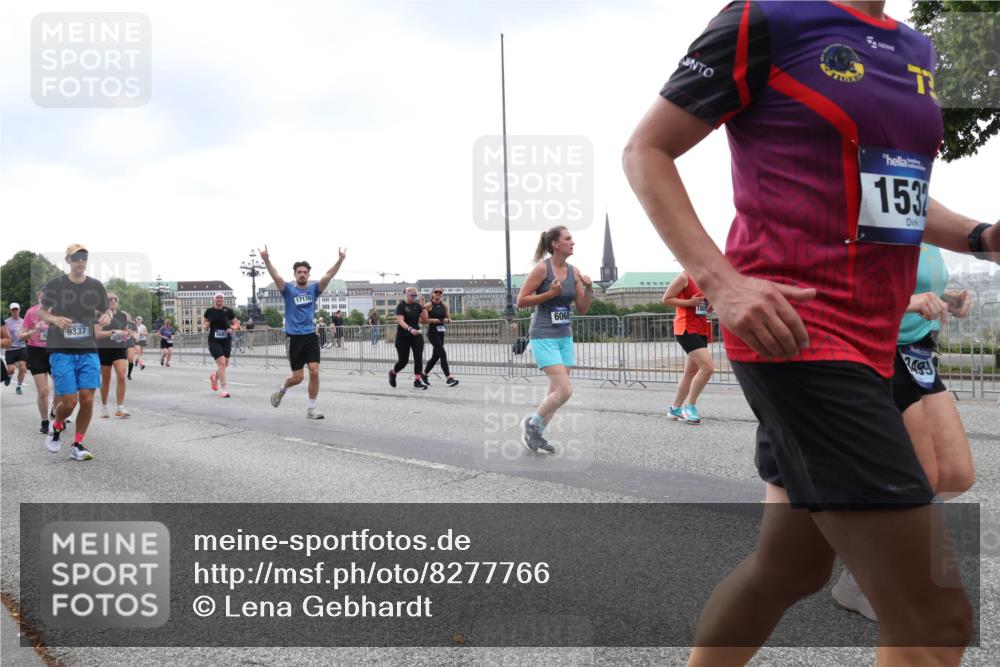 29.06.2025 - hella hamburg halbmarathon Lena Gebhardt http://msf.ph/oto/8277766 29.06.2025 10:46:27 Lombardsbrücke 1371, 1375, 1429, 1465, 1532, 1608, 1837, 1867, 1868, 1999, 2423, 2500, 2697, 2773, 2813, 2951, 3410, 3469, 3734, 4119, 4202, 4223, 4296, 4355, 4448, 4604, 5697, 5703, 5769, 5770, 5854, 5892, 6068, 6124, 6161, 6392, 7303, 7364, 7368, 7374, 7767, 7894, 7960, 7983, 8047, 8477, 8551, 8700, 9129, 9337, 9426, 9445, 9691, 10153, 10230, 11358, 11361, 11876, 11910, 12298, 12333, 12507, 12522, 13969, 14261, 15852, 16882, 16987 meine-sportfotos.de