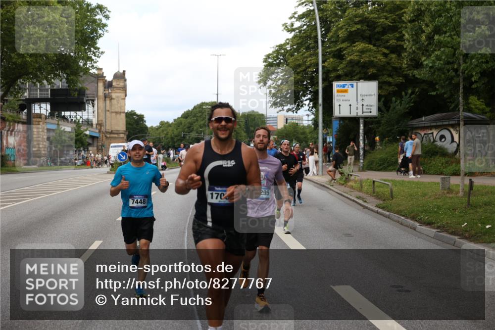 29.06.2025 - hella hamburg halbmarathon Yannick Fuchs http://msf.ph/oto/8277767 29.06.2025 10:37:18 20KM 1353, 1675, 1735, 2653, 4229, 4235, 5011, 5124, 5477, 7035, 7448, 7734, 7865, 9364, 9371, 9534, 9833, 10216, 10469, 11907, 12839, 13746, 14226, 14447, 14560, 14813, 15095, 15255, 15297, 15301, 15328, 15535, 15851, 16295, 16333, 16677, 17000, 17177, 17733, 17911, 18004, 18275, 18304, 18559, 18632, 18659, 18680, 18987 meine-sportfotos.de