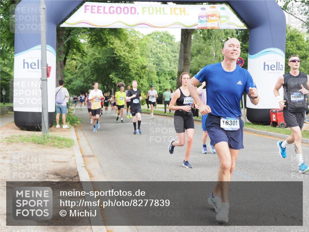29.06.2025 - hella hamburg halbmarathon MichiJ http://msf.ph/oto/8277839 29.06.2025 10:31:51 Zwischen KM18-KM19 3437, 7185, 10237, 11778, 12776, 14667, 14849, 15862, 16301, 16314, 16997, 18678, 19038, 19051 meine-sportfotos.de