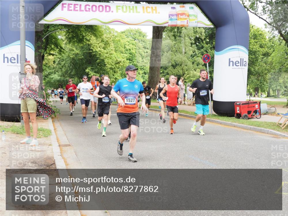 29.06.2025 - hella hamburg halbmarathon MichiJ http://msf.ph/oto/8277862 29.06.2025 10:57:18 Zwischen KM18-KM19 1173, 1527, 3729, 14497, 16208, 16441, 17731, 17847, 18913 meine-sportfotos.de