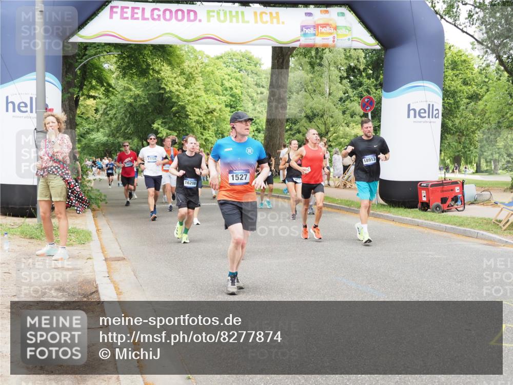 29.06.2025 - hella hamburg halbmarathon MichiJ http://msf.ph/oto/8277874 29.06.2025 10:57:18 Zwischen KM18-KM19 1173, 1527, 3729, 14497, 16208, 16441, 17731, 17847, 18913 meine-sportfotos.de