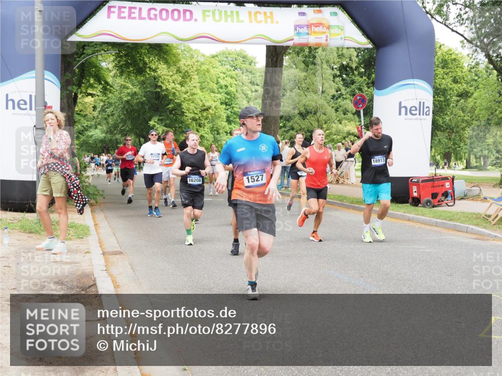 29.06.2025 - hella hamburg halbmarathon MichiJ http://msf.ph/oto/8277896 29.06.2025 10:57:18 Zwischen KM18-KM19 1173, 1527, 3729, 14497, 16208, 16441, 17731, 17847, 18913 meine-sportfotos.de
