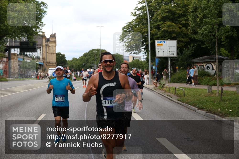 29.06.2025 - hella hamburg halbmarathon Yannick Fuchs http://msf.ph/oto/8277917 29.06.2025 10:37:18 20KM 1353, 1675, 1735, 2653, 4229, 4235, 5011, 5124, 5477, 7035, 7448, 7734, 7865, 9364, 9371, 9534, 9833, 10216, 10469, 11907, 12839, 13746, 14226, 14447, 14560, 14813, 15095, 15255, 15297, 15301, 15328, 15535, 15851, 16295, 16333, 16677, 17000, 17177, 17733, 17911, 18004, 18275, 18304, 18559, 18632, 18659, 18680, 18987 meine-sportfotos.de