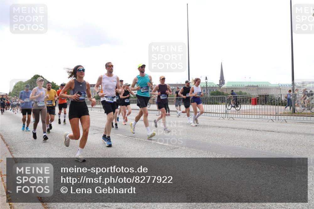 29.06.2025 - hella hamburg halbmarathon Lena Gebhardt http://msf.ph/oto/8277922 29.06.2025 10:35:11 Lombardsbrücke 10, 15226, 1035, 15732, 1849, 15405, 3409, 1284, 1497, 1717, 1821, 1849, 2198, 2355, 2376, 2751, 3130, 3409, 3828, 3958, 4564, 4703, 4704, 4884, 5027, 5531, 5793, 6029, 6189, 6310, 6335, 6365, 6379, 6397, 6471, 6803, 6859, 7020, 7267, 7299, 7927, 8249, 8296, 8369, 8567, 8793, 9122, 9248, 10358, 10393, 10464, 10531, 10565, 10606, 11122, 11233, 11245, 11320, 11359, 11565, 11646, 11838, 11839, 11886, 12019, 12062, 12236, 12326, 12382, 12764 meine-sportfotos.de
