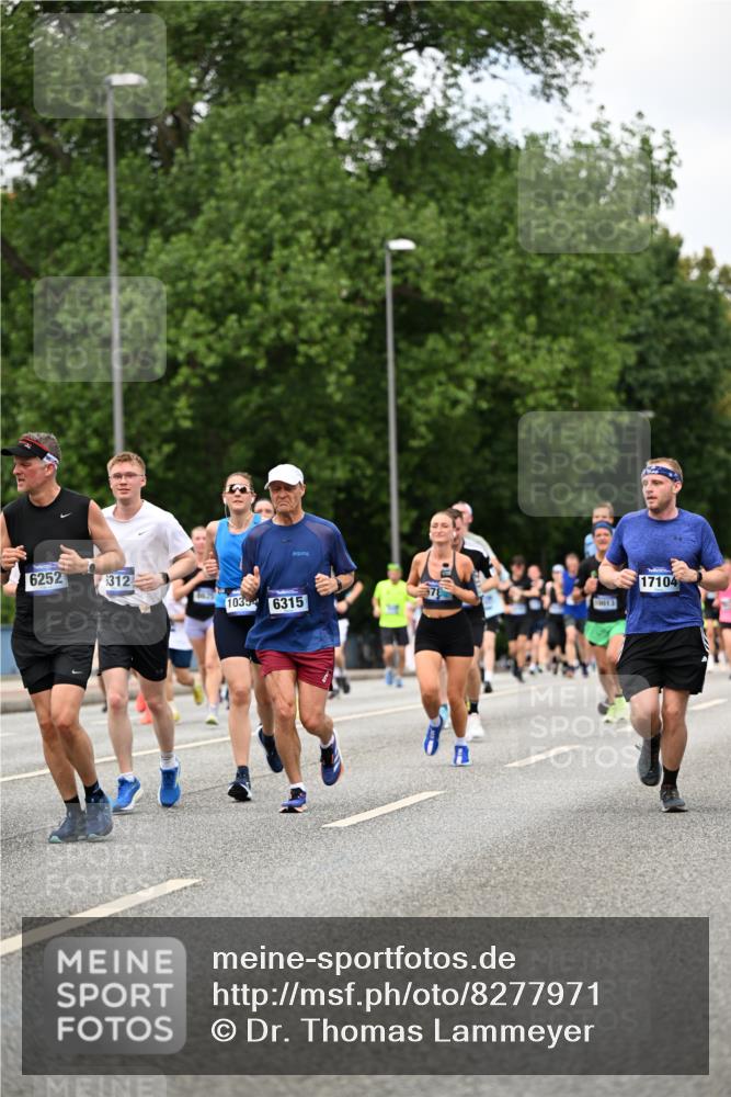 29.06.2025 - hella hamburg halbmarathon Dr. Thomas Lammeyer http://msf.ph/oto/8277971 29.06.2025 10:36:33 Kennedybrücke 1640, 1987, 2268, 2349, 2943, 3022, 3239, 3365, 3707, 3751, 3778, 4365, 4605, 4857, 5783, 5871, 5941, 6218, 6228, 6252, 6312, 6315, 6642, 7239, 7387, 7468, 7535, 7789, 8072, 8073, 8124, 8127, 8303, 8625, 8840, 8914, 9010, 9125, 9188, 9206, 9765, 10013, 10111, 10248, 10354, 10470, 10624, 10828, 10924, 11076, 11168, 11205, 11225, 11248, 11362 meine-sportfotos.de