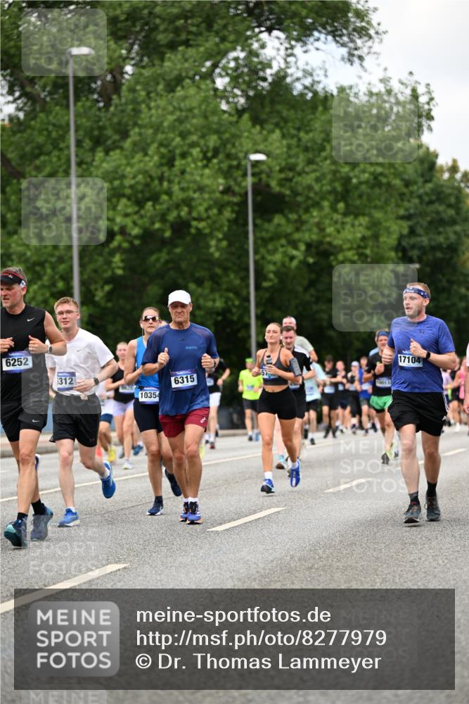29.06.2025 - hella hamburg halbmarathon Dr. Thomas Lammeyer http://msf.ph/oto/8277979 29.06.2025 10:36:33 Kennedybrücke 1640, 1987, 2268, 2349, 2943, 3022, 3239, 3365, 3707, 3751, 3778, 4365, 4605, 4857, 5783, 5871, 5941, 6218, 6228, 6252, 6312, 6315, 6642, 7239, 7387, 7468, 7535, 7789, 8072, 8073, 8124, 8127, 8303, 8625, 8840, 8914, 9010, 9125, 9188, 9206, 9765, 10013, 10111, 10248, 10354, 10470, 10624, 10828, 10924, 11076, 11168, 11205, 11225, 11248, 11362 meine-sportfotos.de
