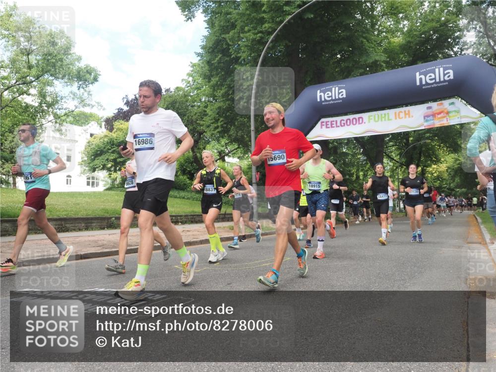 29.06.2025 - hella hamburg halbmarathon KatJ http://msf.ph/oto/8278006 29.06.2025 10:40:28 Zwischen KM18-KM19 1061, 1499, 1549, 2074, 4770, 6511, 6512, 6628, 6897, 7177, 7274 meine-sportfotos.de