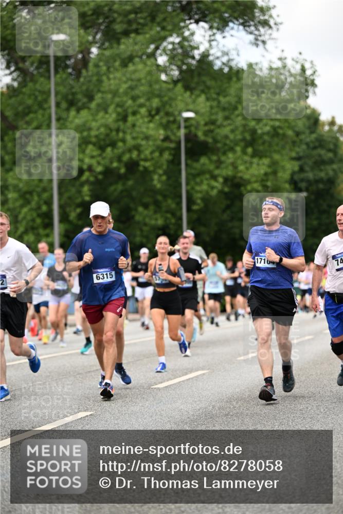29.06.2025 - hella hamburg halbmarathon Dr. Thomas Lammeyer http://msf.ph/oto/8278058 29.06.2025 10:36:34 Kennedybrücke 1640, 1987, 2268, 2349, 2943, 3022, 3239, 3365, 3707, 3751, 3778, 4365, 4605, 4857, 5783, 5871, 5941, 6218, 6228, 6252, 6312, 6315, 6642, 7239, 7387, 7468, 7531, 7535, 7789, 8072, 8073, 8124, 8127, 8303, 8625, 8840, 8914, 9010, 9125, 9188, 9206, 9765, 10013, 10111, 10203, 10354, 10470, 10624, 10828, 10924, 11076, 11205, 11225, 11248, 11362 meine-sportfotos.de