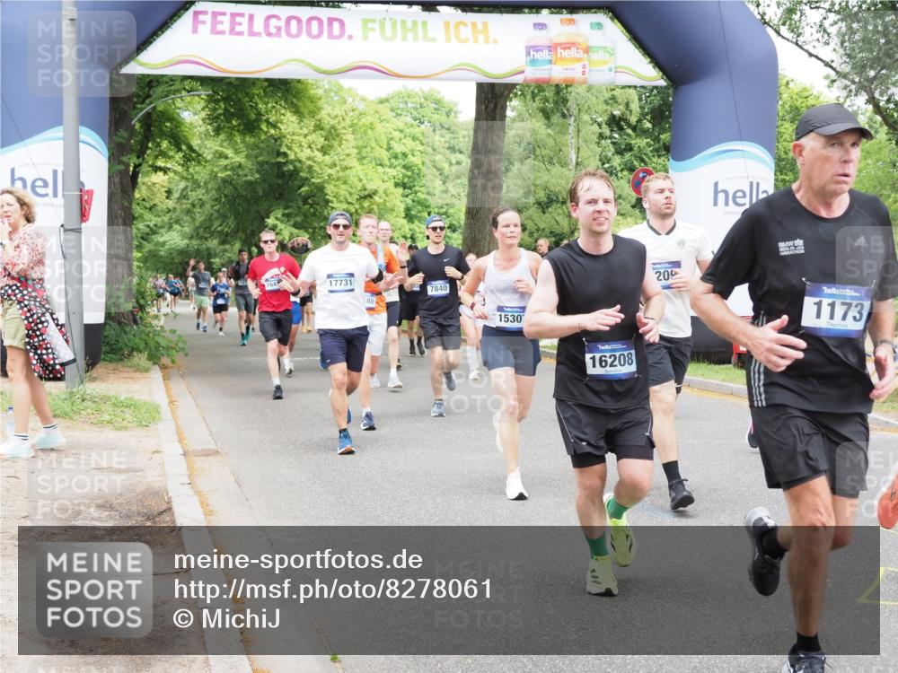29.06.2025 - hella hamburg halbmarathon MichiJ http://msf.ph/oto/8278061 29.06.2025 10:57:20 Zwischen KM18-KM19 1173, 1527, 1859, 3729, 7209, 7840, 10428, 14015, 15307, 16208, 16437, 17128, 17731, 17847, 18913 meine-sportfotos.de