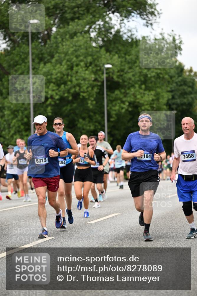 29.06.2025 - hella hamburg halbmarathon Dr. Thomas Lammeyer http://msf.ph/oto/8278089 29.06.2025 10:36:34 Kennedybrücke 1640, 1987, 2268, 2349, 2943, 3022, 3239, 3365, 3707, 3751, 3778, 4365, 4605, 4857, 5783, 5871, 5941, 6218, 6228, 6252, 6312, 6315, 6642, 7239, 7387, 7468, 7531, 7535, 7789, 8072, 8073, 8124, 8127, 8303, 8625, 8840, 8914, 9010, 9125, 9188, 9206, 9765, 10013, 10111, 10203, 10354, 10470, 10624, 10828, 10924, 11076, 11205, 11225, 11248, 11362 meine-sportfotos.de