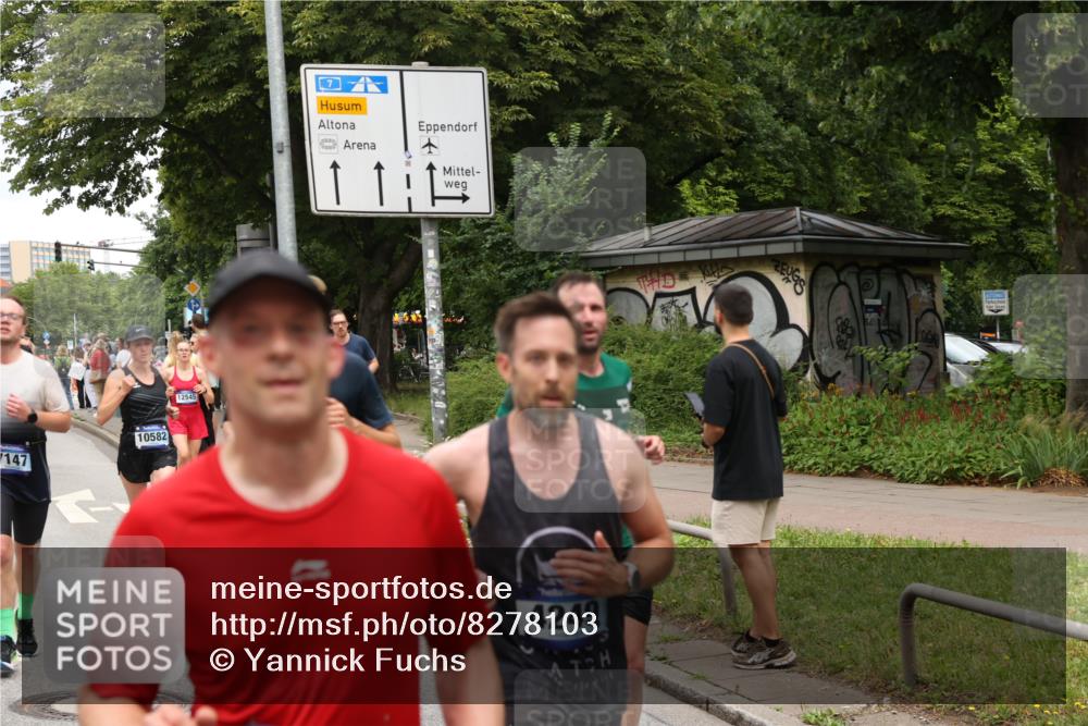 29.06.2025 - hella hamburg halbmarathon Yannick Fuchs http://msf.ph/oto/8278103 29.06.2025 10:49:32 20KM 1120, 1143, 1179, 1193, 1834, 2612, 3037, 3058, 3668, 4249, 4897, 5643, 5672, 6569, 6591, 6924, 7147, 7221, 7594, 7976, 8255, 8573, 8691, 10188, 10582, 11039, 11231, 12248, 12544, 12545, 13234, 13236, 13470, 14365, 15184, 15300, 15484, 15584, 15818, 15884, 16108, 16176, 16213, 16334, 16401, 16521, 16609, 16786, 17133, 17259, 17603, 17615, 17640, 17642, 17734, 17940, 18064, 18290, 18741, 18746, 18835, 19047, 19120 meine-sportfotos.de